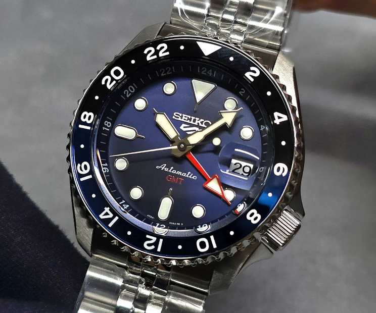 Relógio seiko 5 sports automático: porta de entrada ou vício sem volta no mundo dos automáticos?