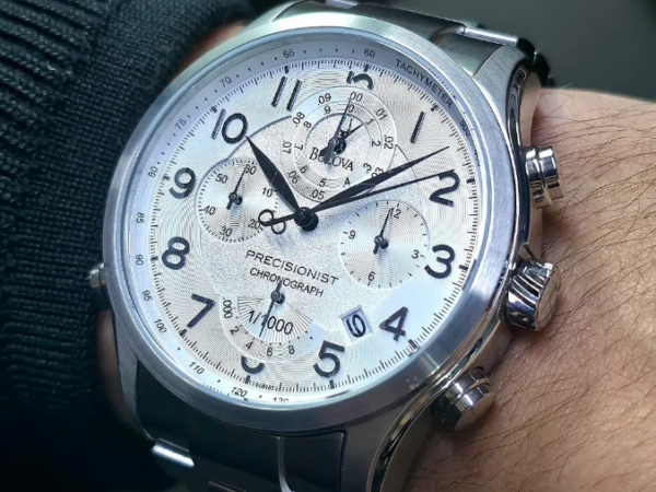 Bulova precisionist realmente entrega algo que poucos relógios conseguem oferecer?